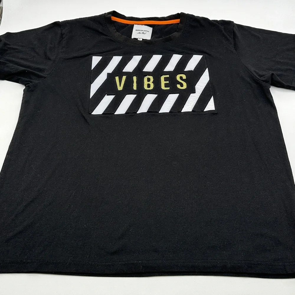 Bushwick Supply New York Mens T-Shirt Size XL Crew Neck Black Good Vibes‎